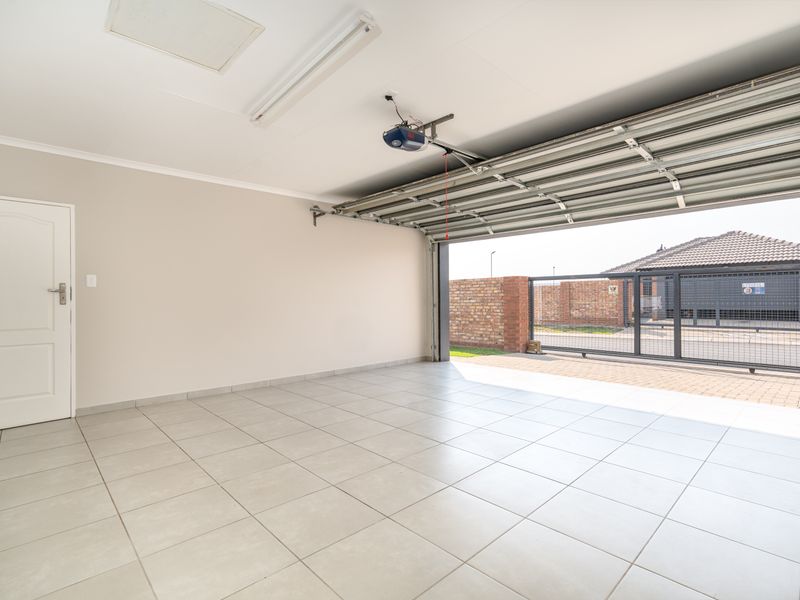 Spacious and Secure Home Designed for Comfort - Photo 8