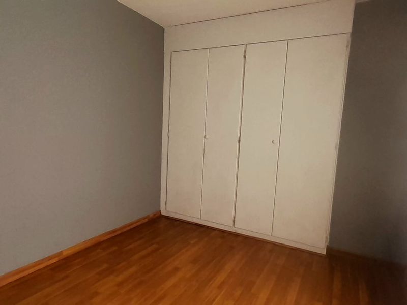 Spacious 2-Bedroom Apartment with Stunning Views - Photo 8