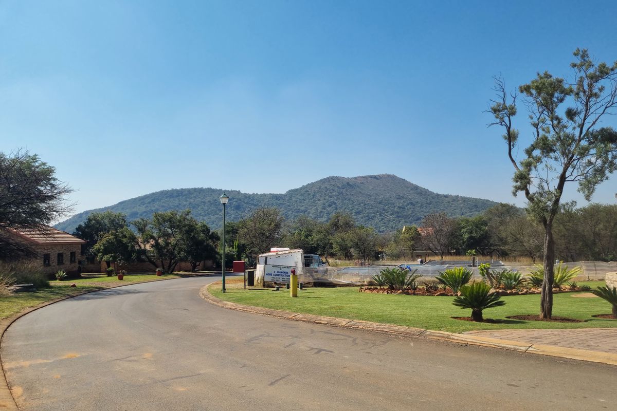 Buffelspoort Eco Estate  - Complete your dream house! - Photo 3