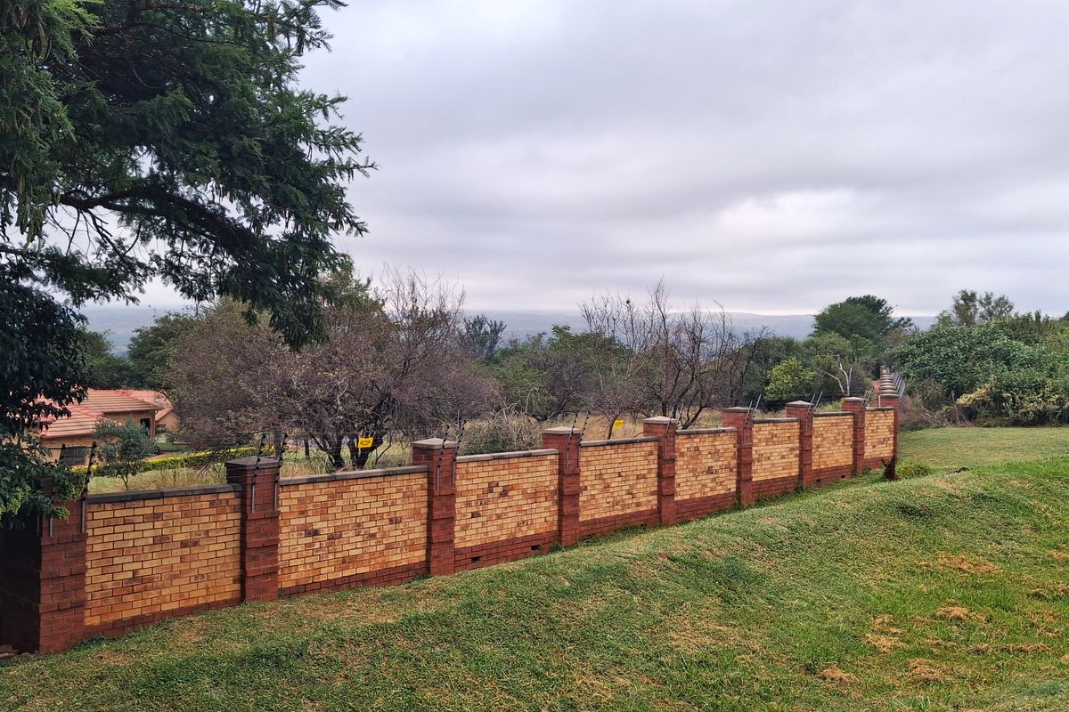 Buffelspoort Eco Estate Rustenburg  - Complete your dream house! - Photo 2