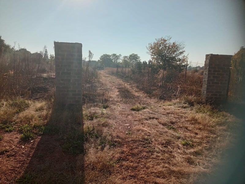 Prime ready to build Vacant land for sale. - Photo 3