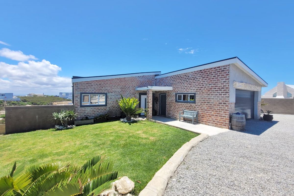 Exceptional Long-Term Rental in Struisbaai - Ocean View Heights - Photo 4