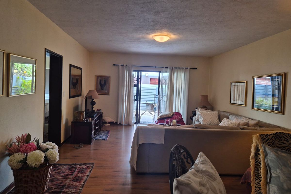 MOVE IN READY APARTMENT – IDEAL FOR YOUNG COUPLE OR BACHELOR - Photo 5