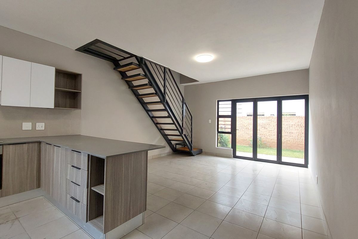 NEW DOUBLE STOREY townhouse with private garden. Buy direct from the developer and SAVE! - Photo 2