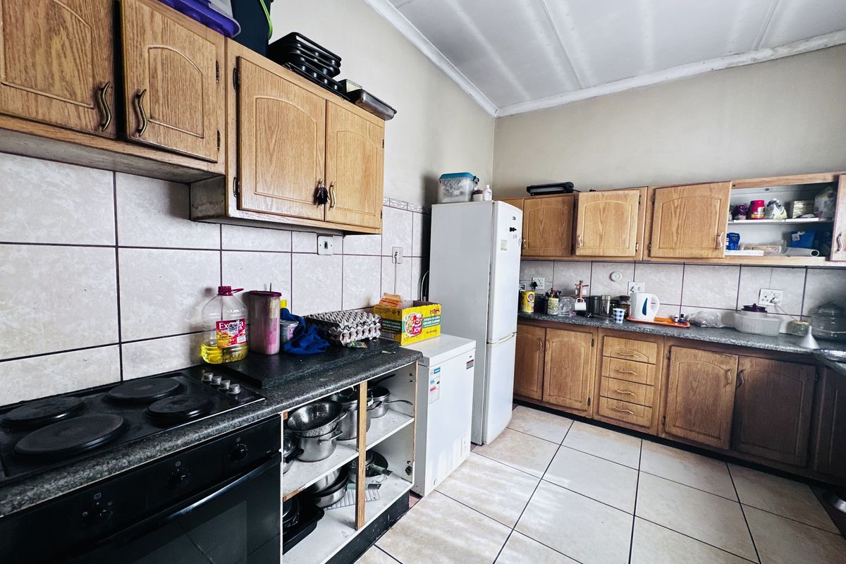 3-Bedroom Home for Sale in Brakpan Central - Photo 4