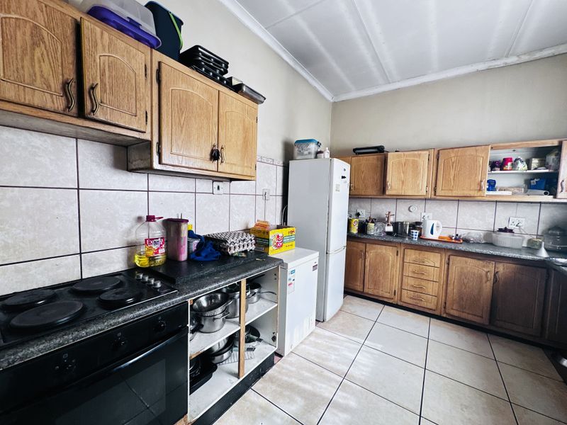 3-Bedroom Home for Sale in Brakpan Central - Photo 4