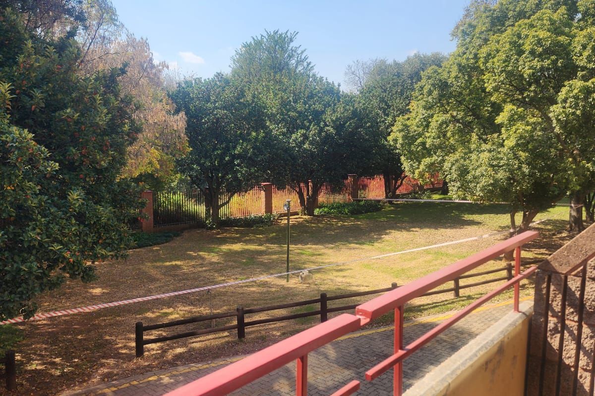 Investment Opportunity in Glenwoodpark, Lynnwood Glen - Photo 2