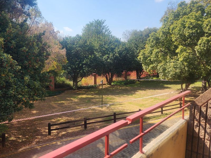 Investment Opportunity in Glenwoodpark, Lynnwood Glen - Photo 2