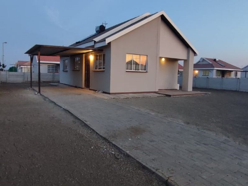 Two bedroom house situated in Platinum Village - Photo 5