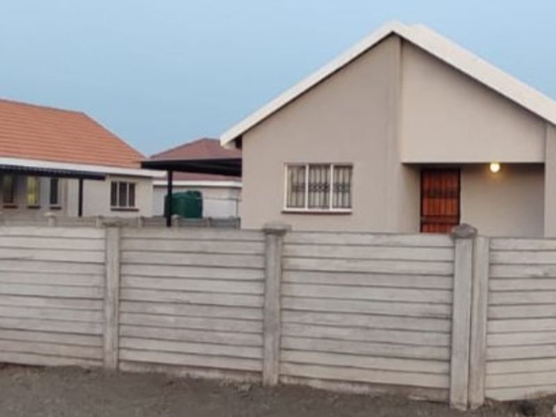 Two bedroom house situated in Platinum Village - Photo 9