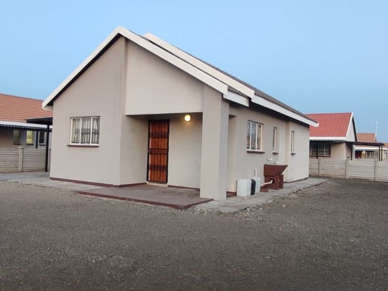 Two bedroom house situated in Platinum Village - Photo 7