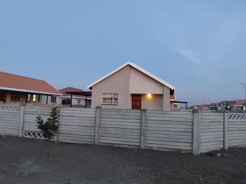 Two bedroom house situated in Platinum Village - Photo 6