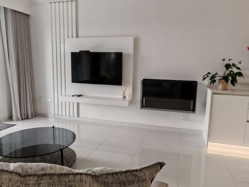 Designer Apartment with Privacy and Lagoon Views in Langebaan Country Estate - Photo 7