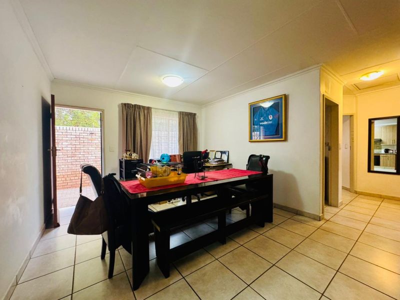 Comfortable Living in Secure Montana Complex – Ideal for Family Life - Photo 9