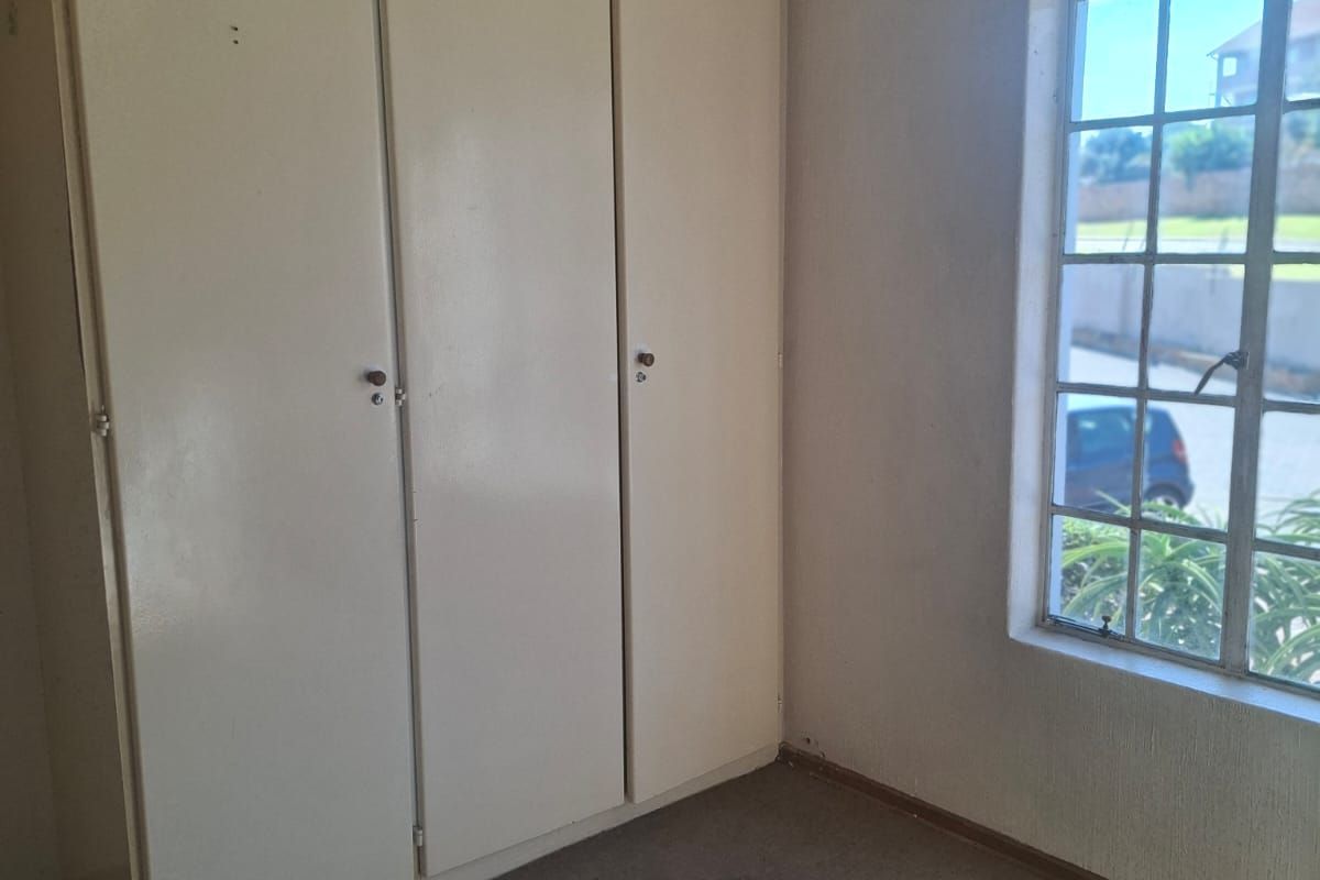 2 Bedroom Apartment For Sale in Horison - Photo 5