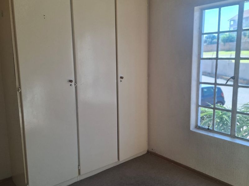 2 Bedroom Apartment For Sale in Horison - Photo 5