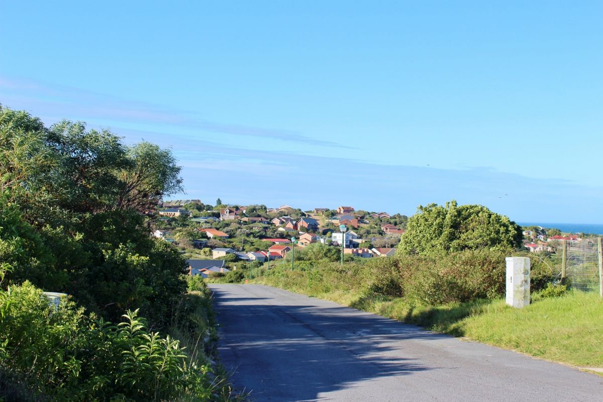 Secure Your Place in Port Alfred’s Emerald Heights Community - Photo 4