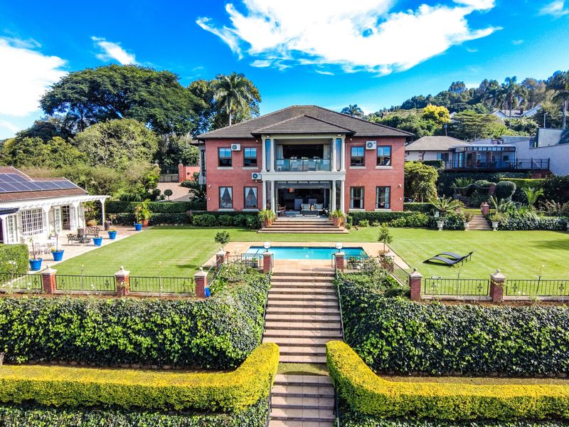 Athlone - spectacular family home for the extended family - Photo 7