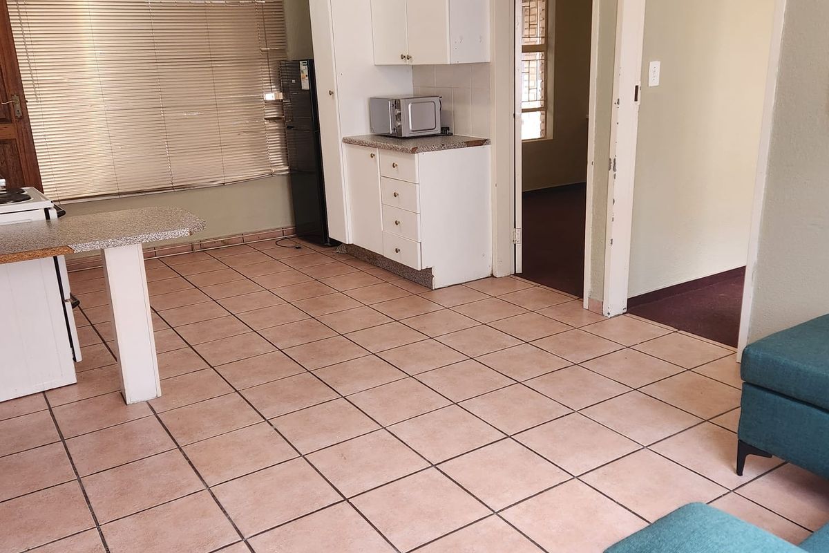 Apartment Rental Monthly In Potchefstroom - Photo 4