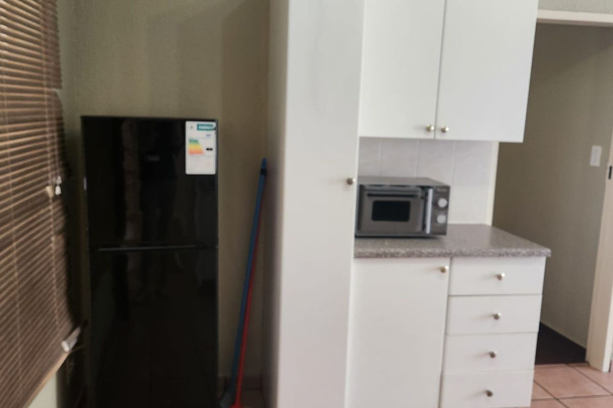 Apartment Rental Monthly In Potchefstroom - Photo 5