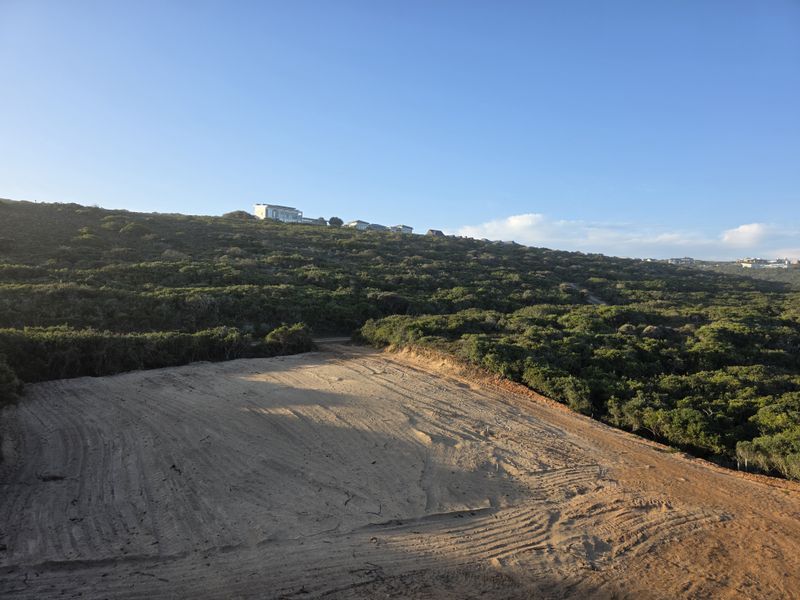 Coastal living at Its best – Stand with unspoiled ocean views - Photo 3