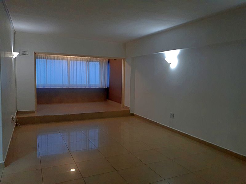 2 Bedroom Flat For Sale In Athlone Park - Photo 7