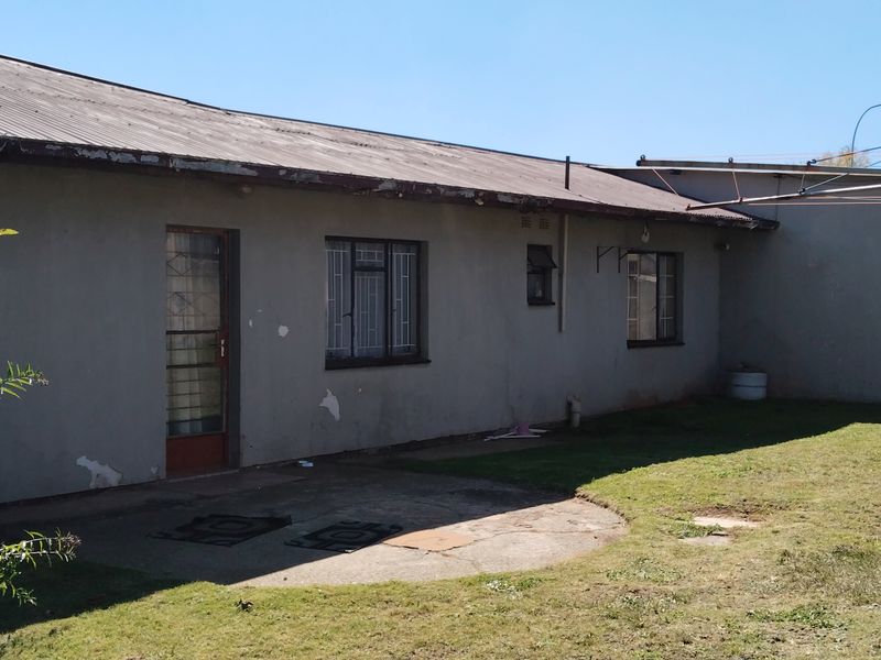 Income-Generating Gem – Prime Location in Heidelberg, Gauteng - Photo 9