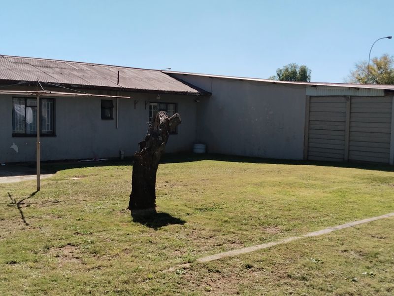 Income-Generating Gem – Prime Location in Heidelberg, Gauteng - Photo 3