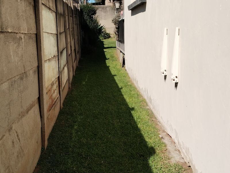 Income-Generating Gem – Prime Location in Heidelberg, Gauteng - Photo 7