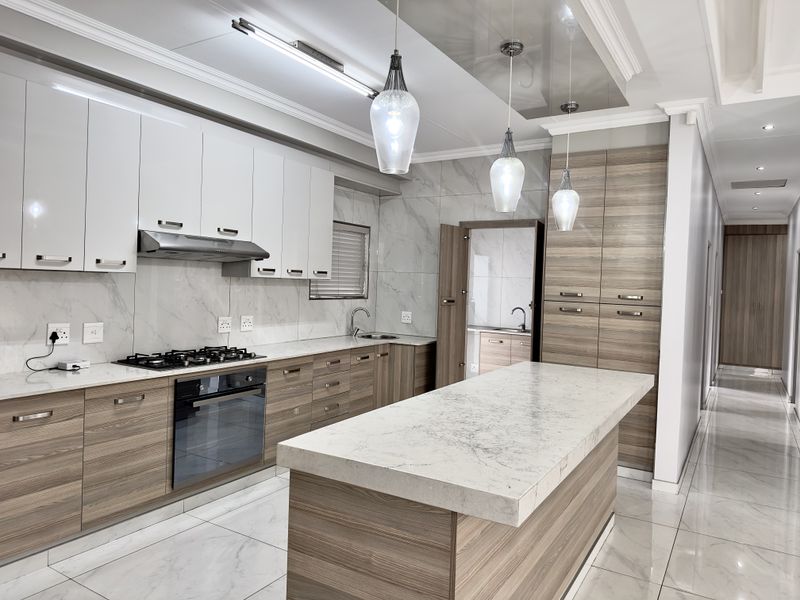 Modern Family Sanctuary in Secunda’s Premier Security Estate. - Photo 2
