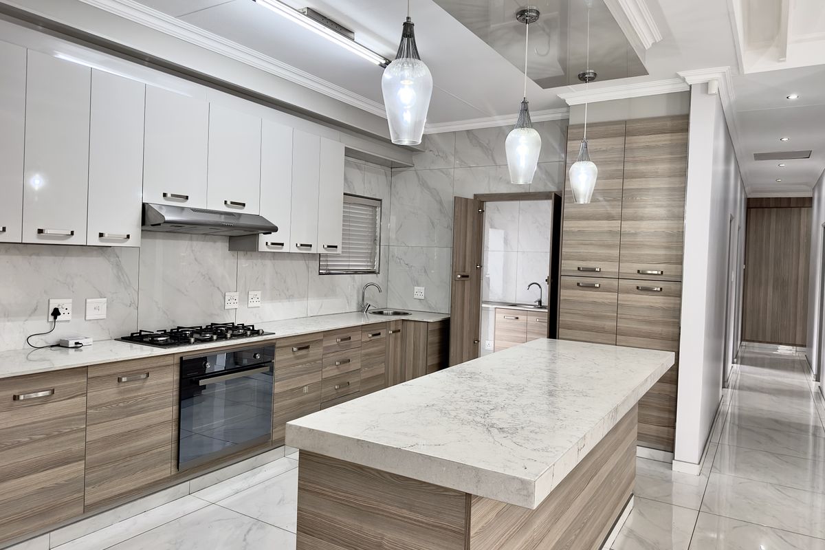 Modern Family Sanctuary in Secunda’s Premier Security Estate. - Photo 2