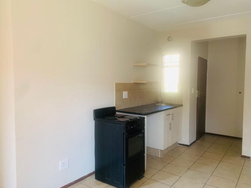 Prime Investment Opportunity – Modern Apartment in Erand Gardens! - Photo 2
