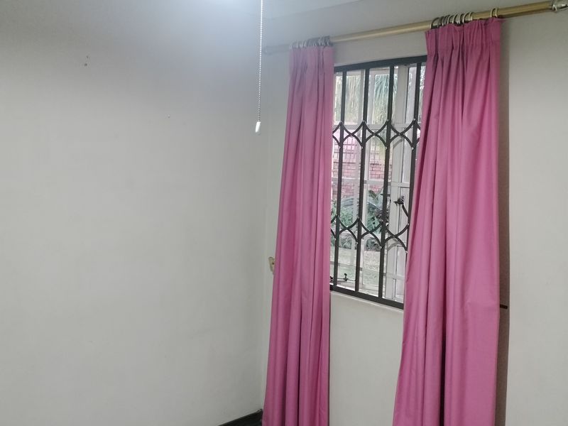Charming 2-bedroom Garden Flat To Let in Geelhoutpark, Rustenburg - Photo 8