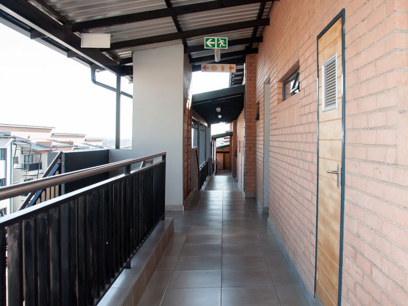Looking for luxury and convenience? - Photo 5