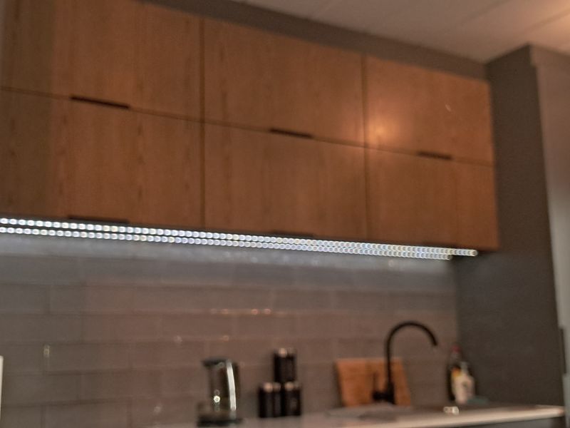 Modern and Secure townhouse in Melville -  R580 000 - Photo 6