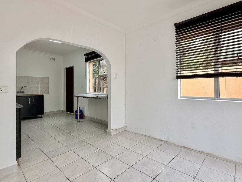 1 Bedroom Flatlet in Tinley Manor - Photo 2