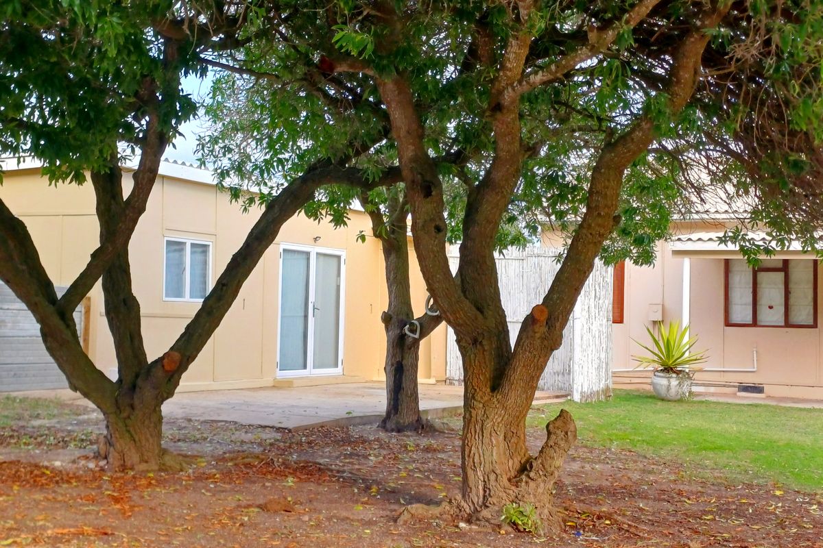 Welcome to your tranquil retreat in beautiful Agulhas! - Photo 2