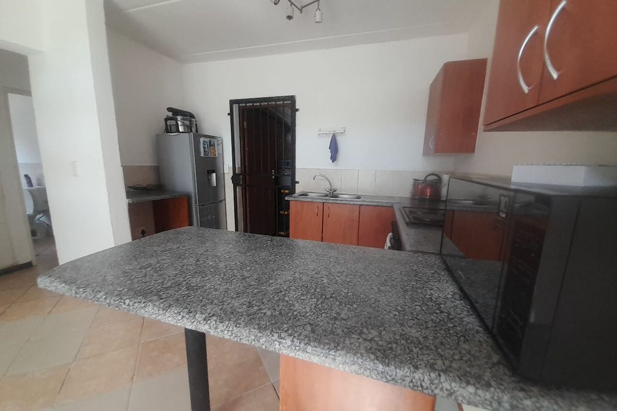 Sharing Room Available to Rent –  Honeydew - Photo 4