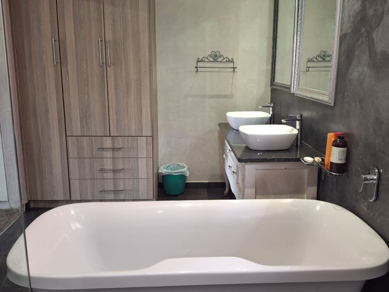 Dream home for sale ! its a two in one - Photo 10