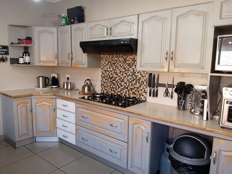 Dream home for sale ! its a two in one - Photo 7