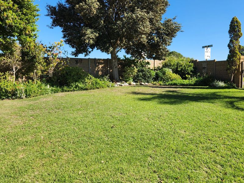 Immaculate Family Home with Space, Style & Security - Photo 4