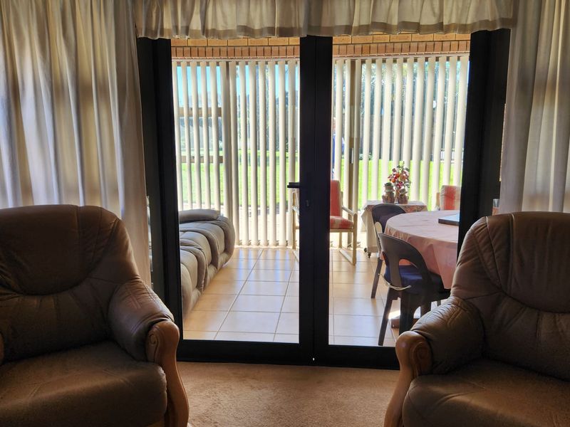 Immaculate Family Home with Space, Style & Security - Photo 10