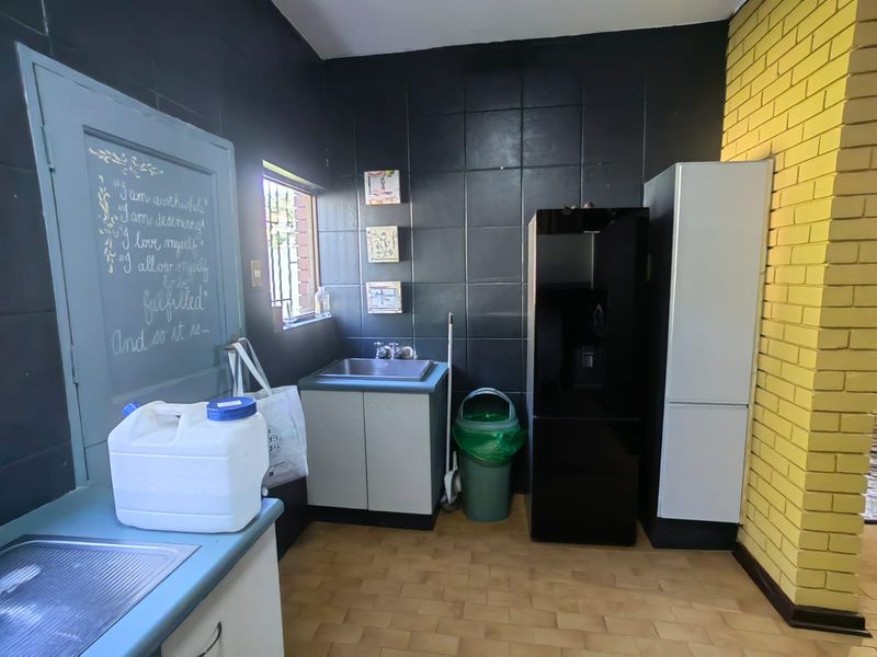 Unique 2 Bedroom Townhouse with a view of the river for sale in Parys - Photo 8