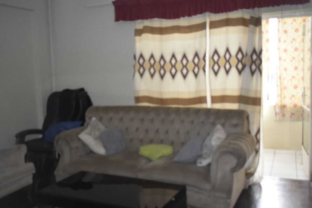 Neat 1 bedroom for sale in Boksburg - Photo 2