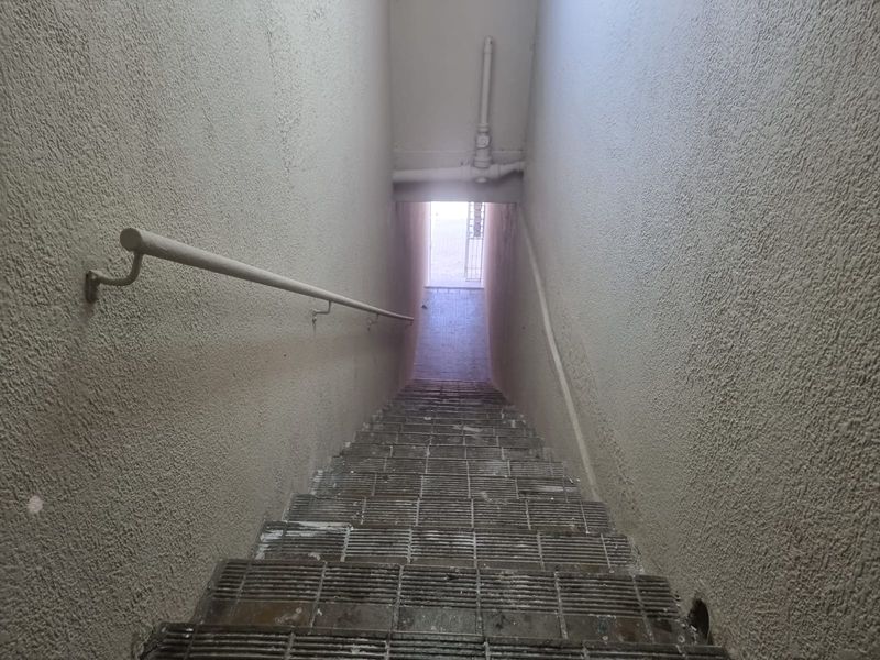 New renovated two Bedroom Apartment to Let. - Photo 6