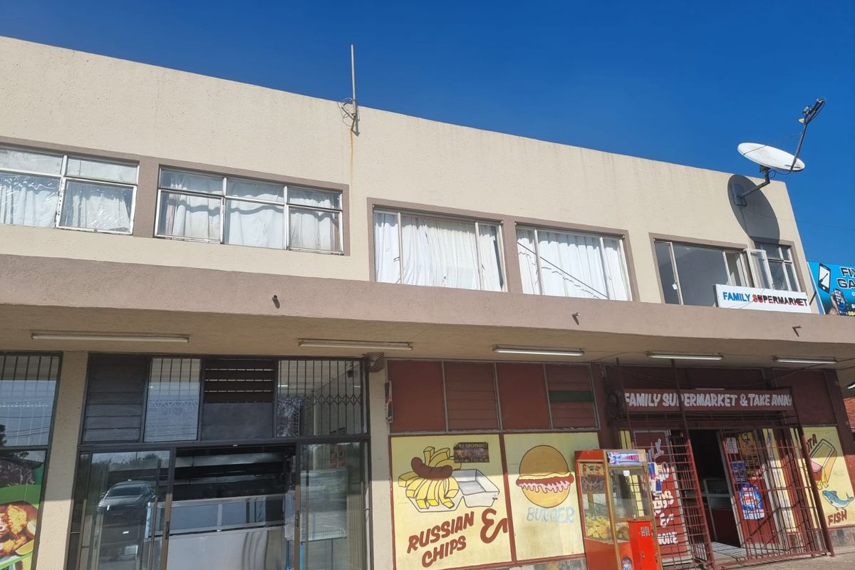 New renovated two Bedroom Apartment to Let. - Photo 5