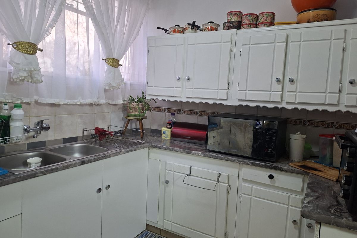 2 Bedroom ground floor - Photo 3