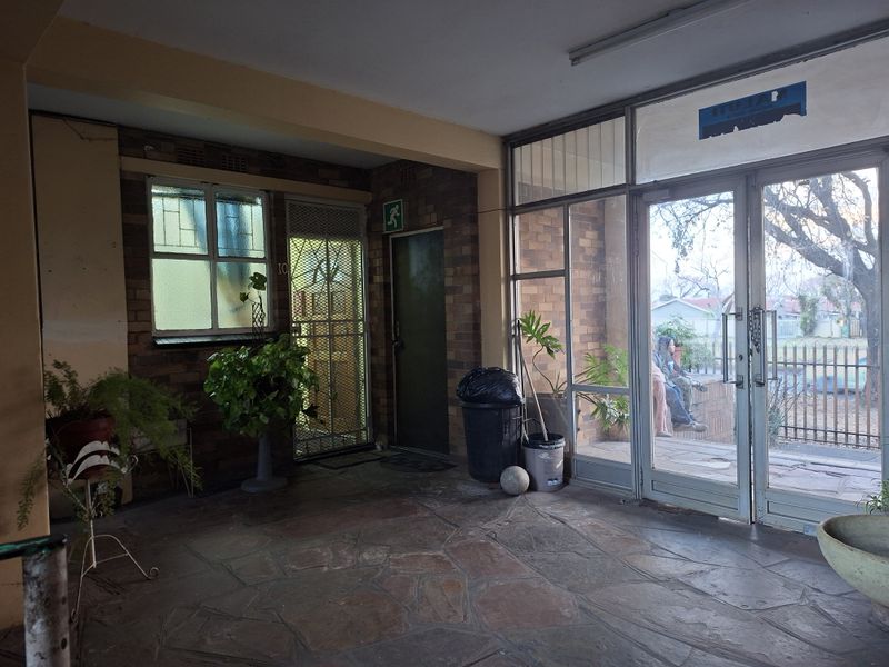 2 Bedroom ground floor - Photo 1