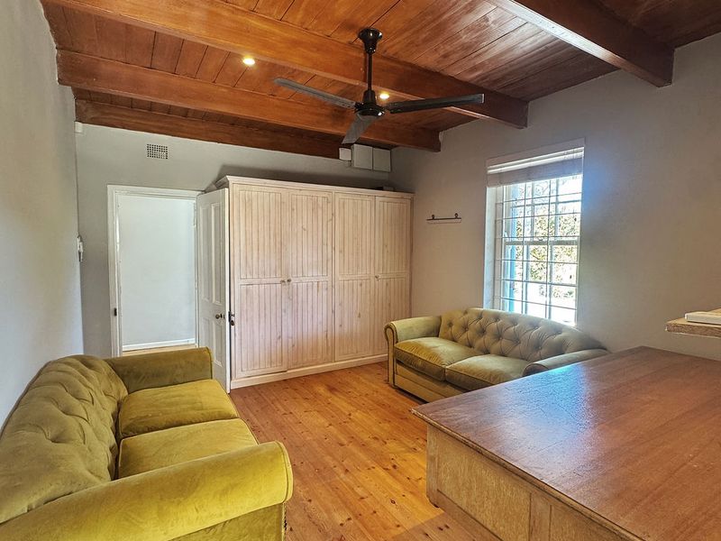 Charming Victorian Gem in Historic Church Street, Tulbagh – Modern Comfort Meets Heritage Elegance. - Photo 6