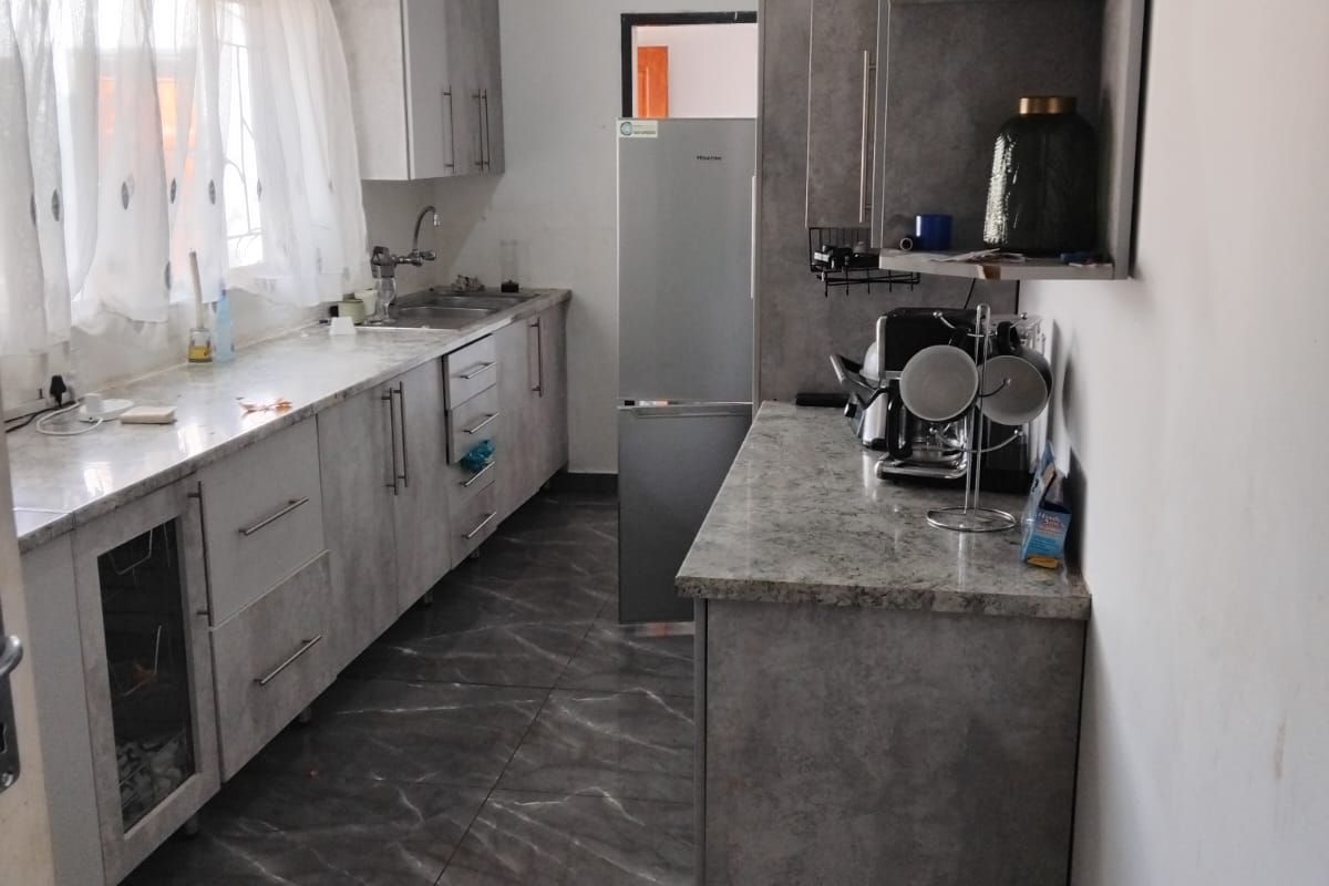 4 Bedroom house ext 8 - Photo 4